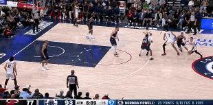 DB视讯官方登录入口尽力局！希罗20中9砍32分11板7助 首节12分&末节9分