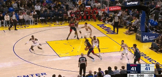 DB真人旗舰真的很想赢😢普尔狂轰8记三分仍失利 空砍38分5板5助