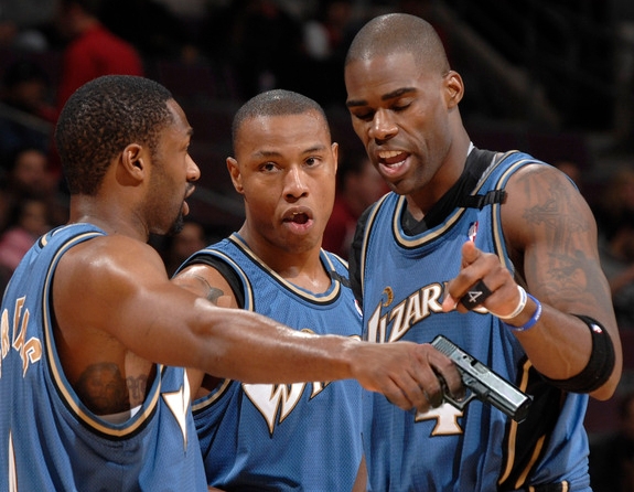 DB官网在线登录入口👀说一个你印象里球员/教练/球队做出的最糟糕的决定/决策