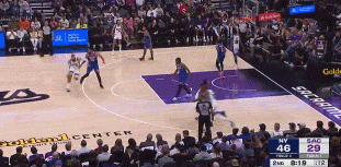 DB真人旗舰挺身而出！蒙克蝴蝶穿花连续过人拉杆打中 随后反击双手暴力灌筐