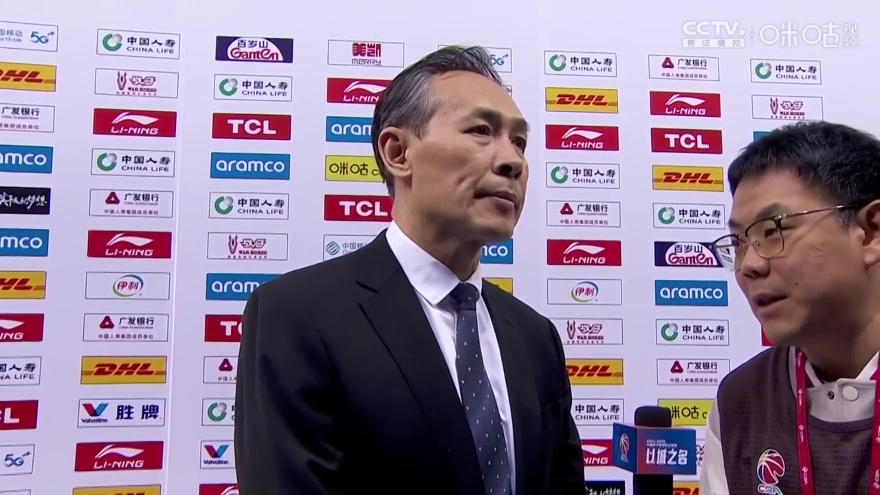 DB电子官网许利民：大家都顶着巨大的压力 很满意本场队员的专注度