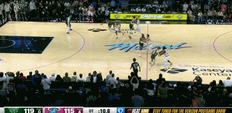 DB视讯官网阿德巴约：最后时刻的几次失误直接让我们葬送了比赛