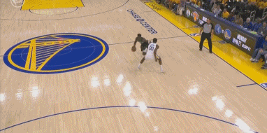 DB视讯百家乐芬奇谈华子海报暴扣：那一球为球队注入了能量 这就是我们需要的